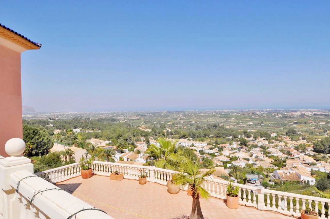 Villa for Sale in Denia