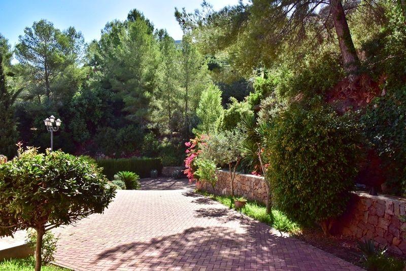 Villa for Sale in Denia