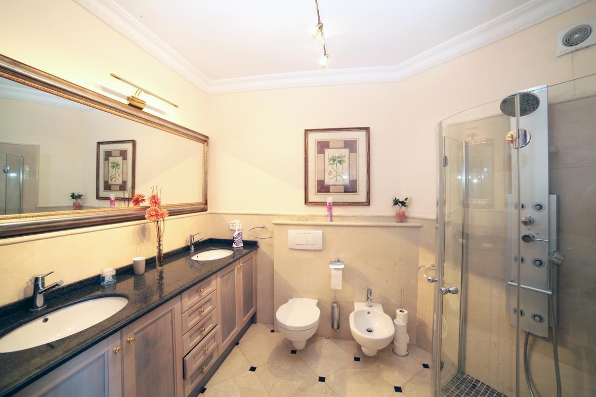 Villa for Sale in Denia