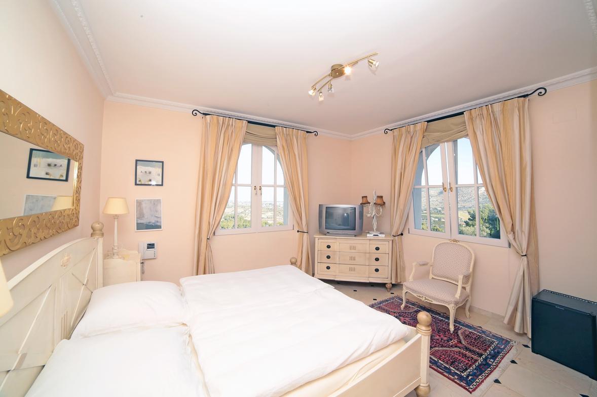 Villa for Sale in Denia
