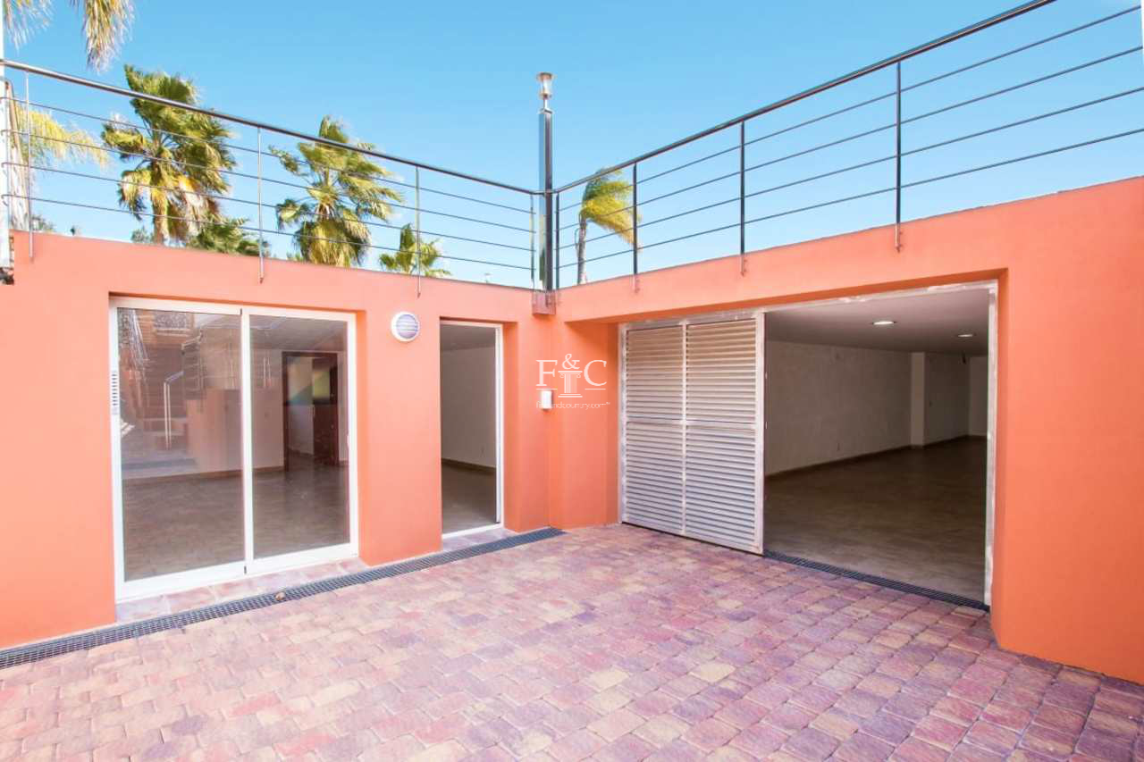Villa for Sale in Javea
