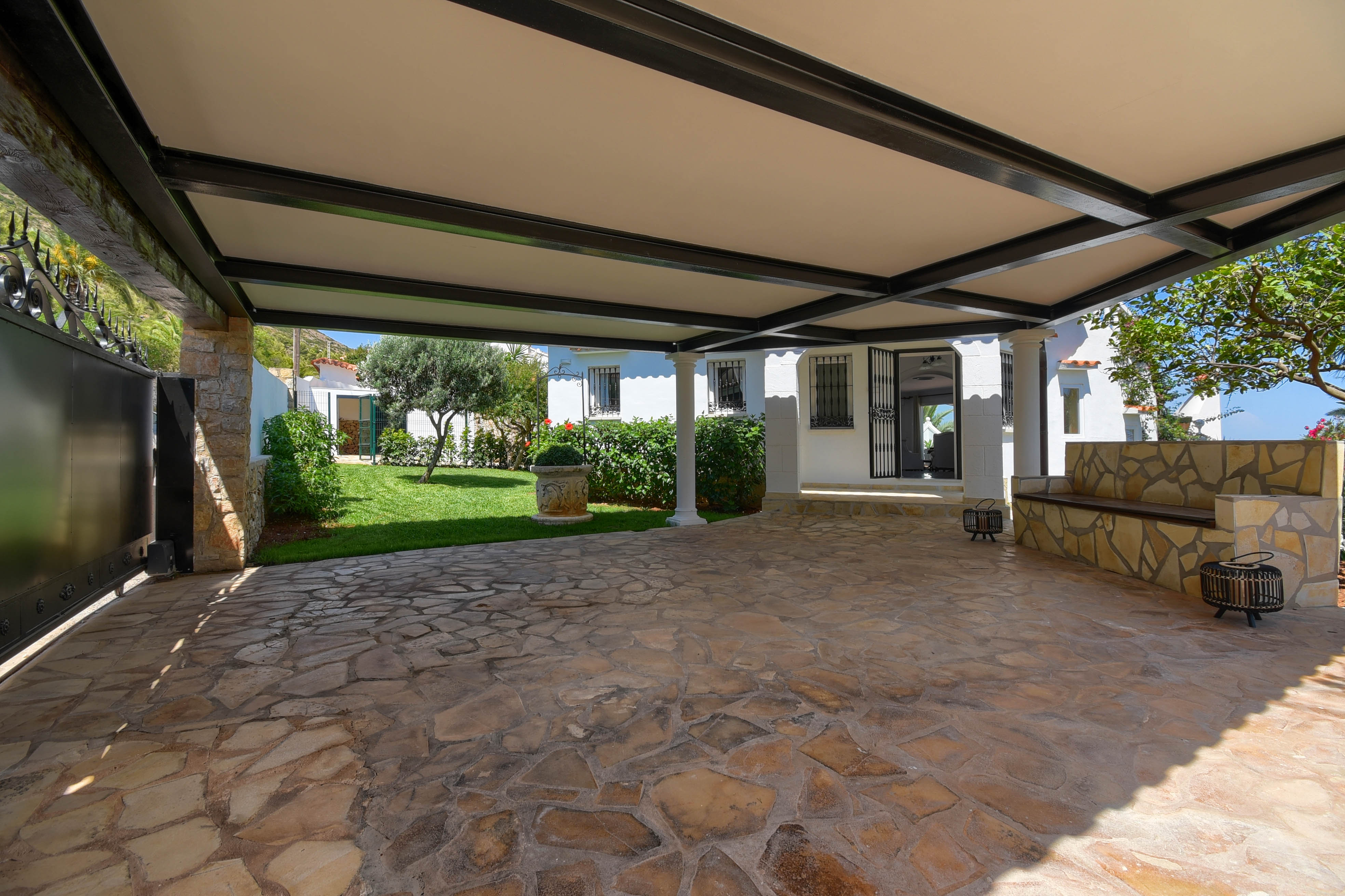 Villa for Sale in Denia