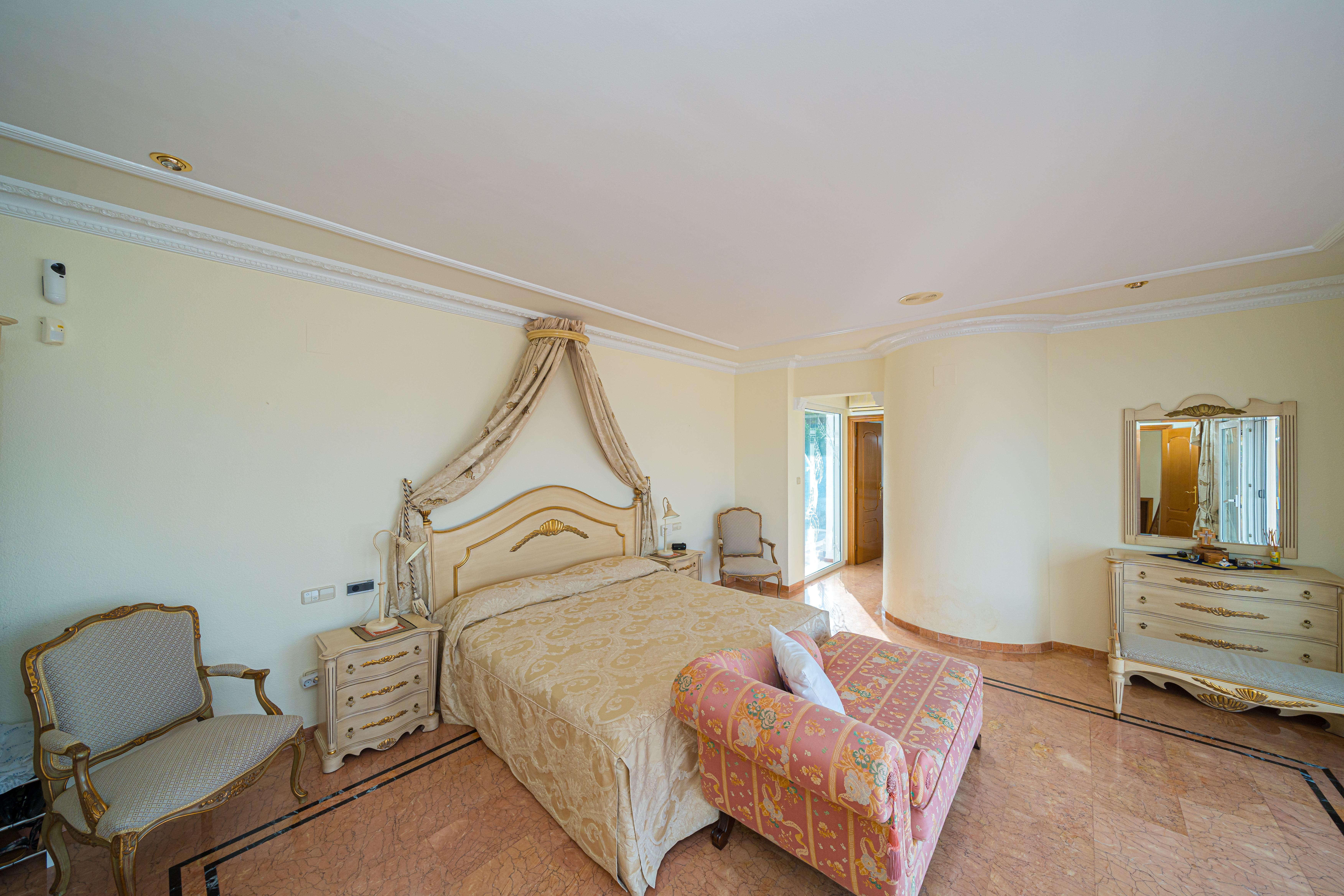 Villa for Sale in Denia