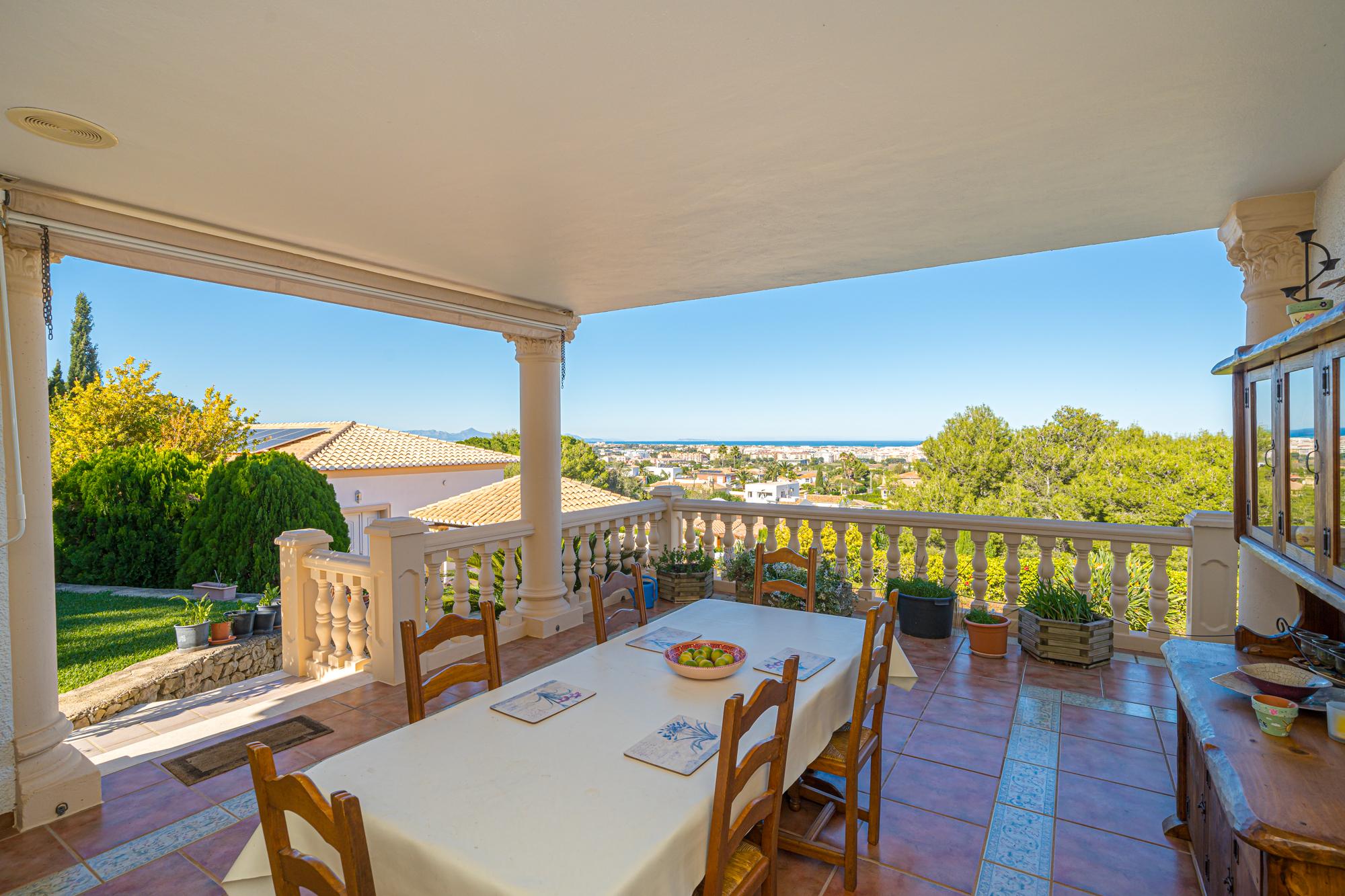 Villa for Sale in Denia
