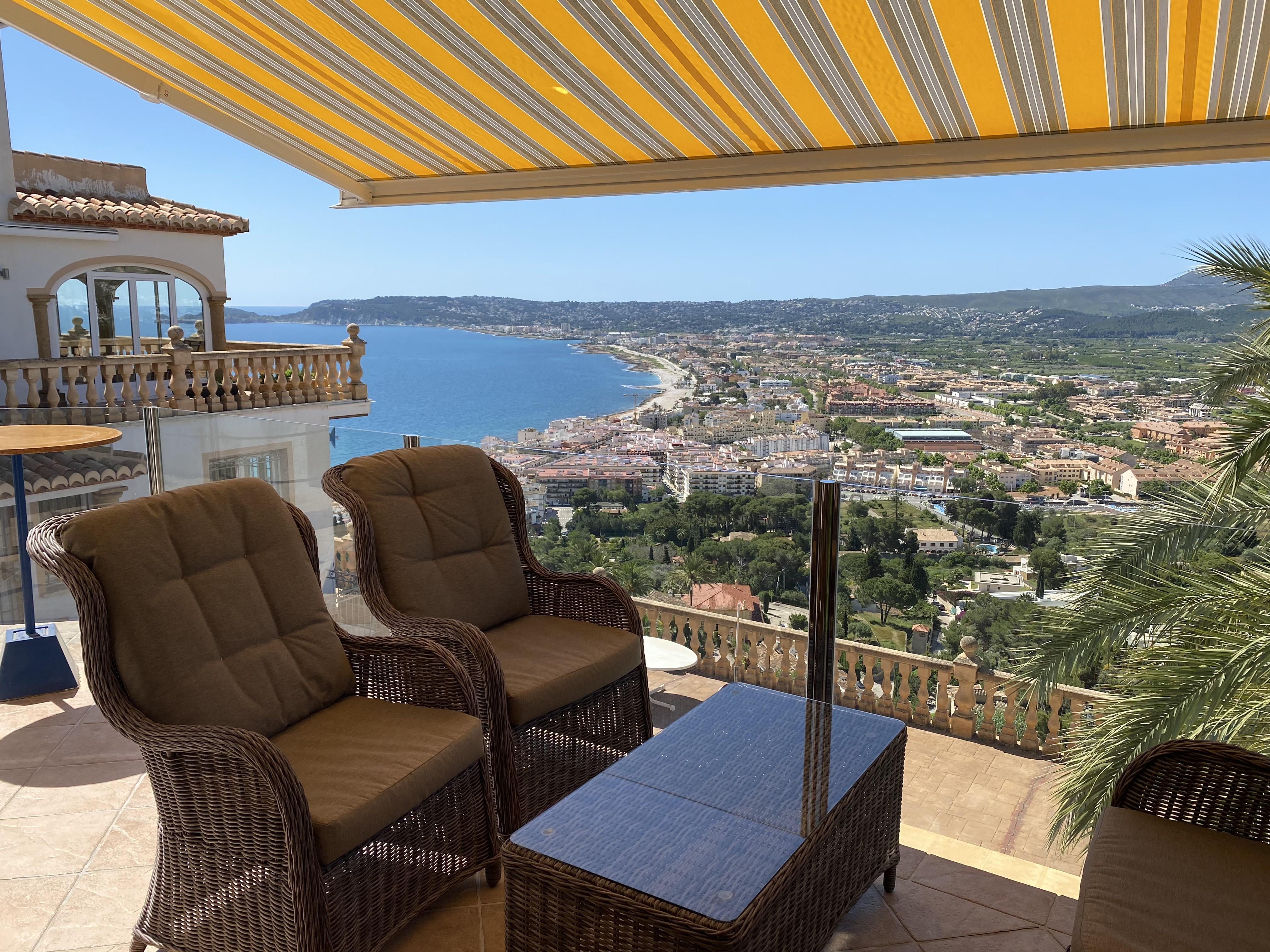 Villa unter Verkauf unter Javea