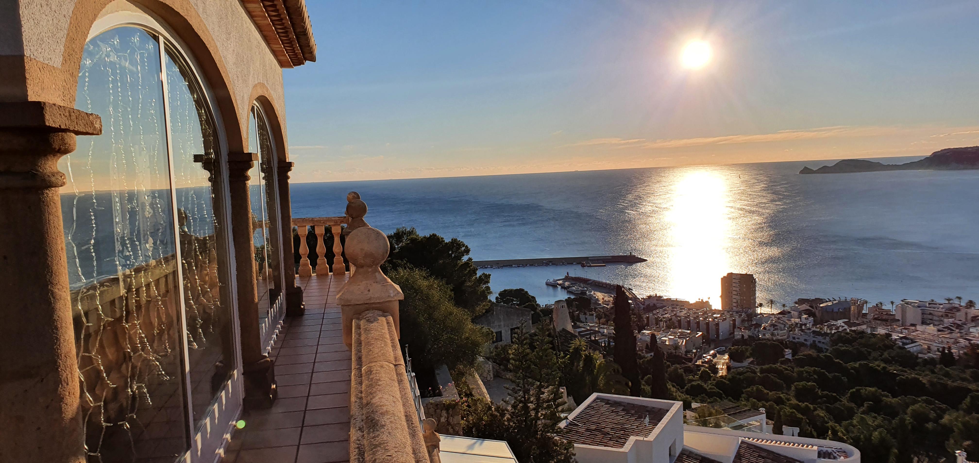 Villa unter Verkauf unter Javea