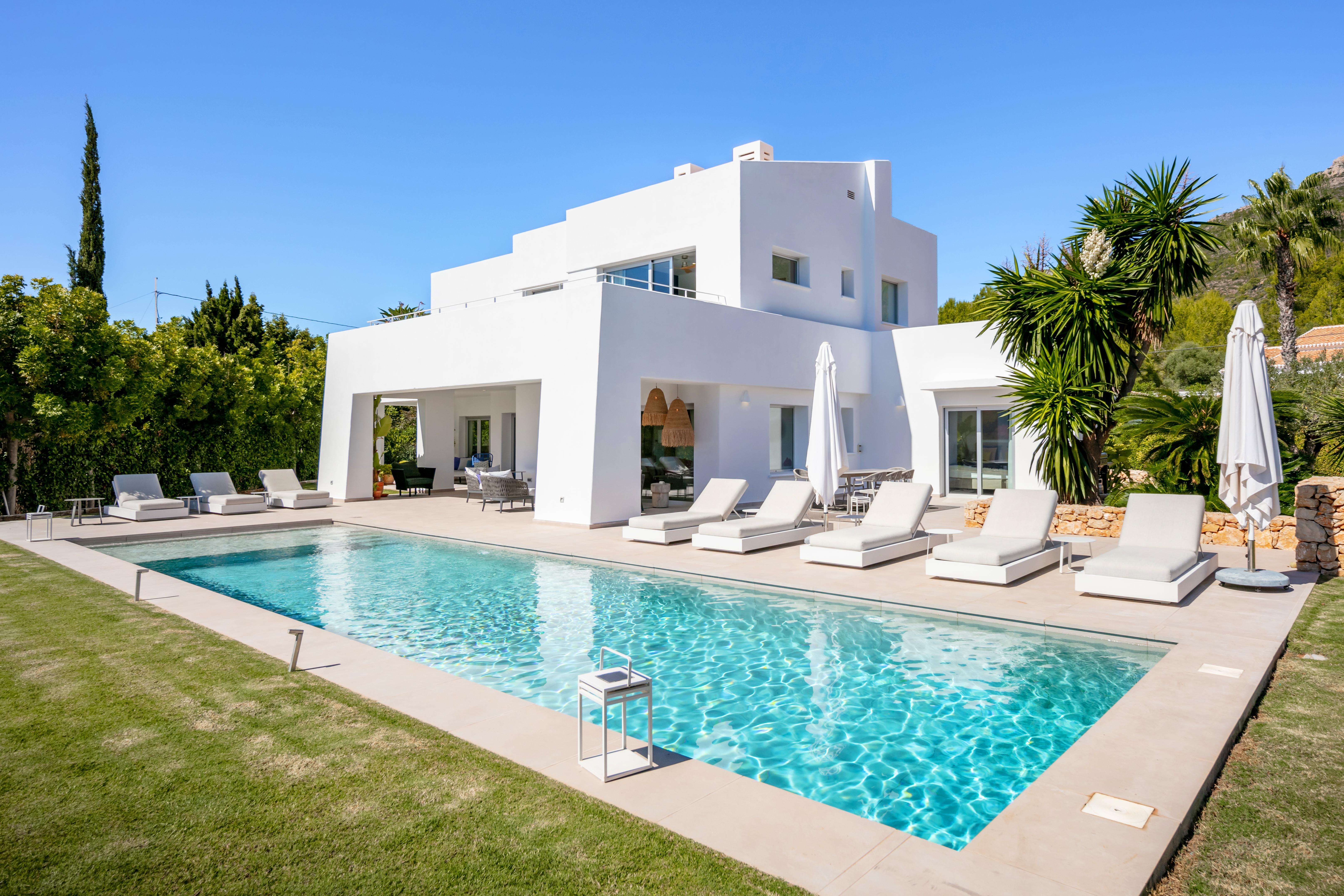 Villa unter Verkauf unter Javea