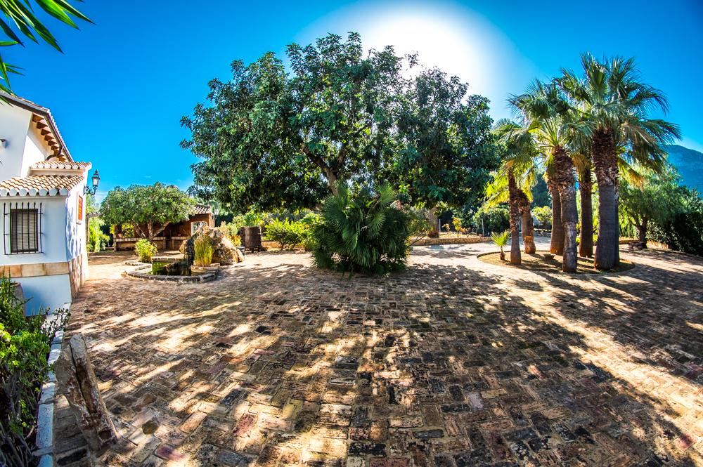 Villa for Sale in Denia