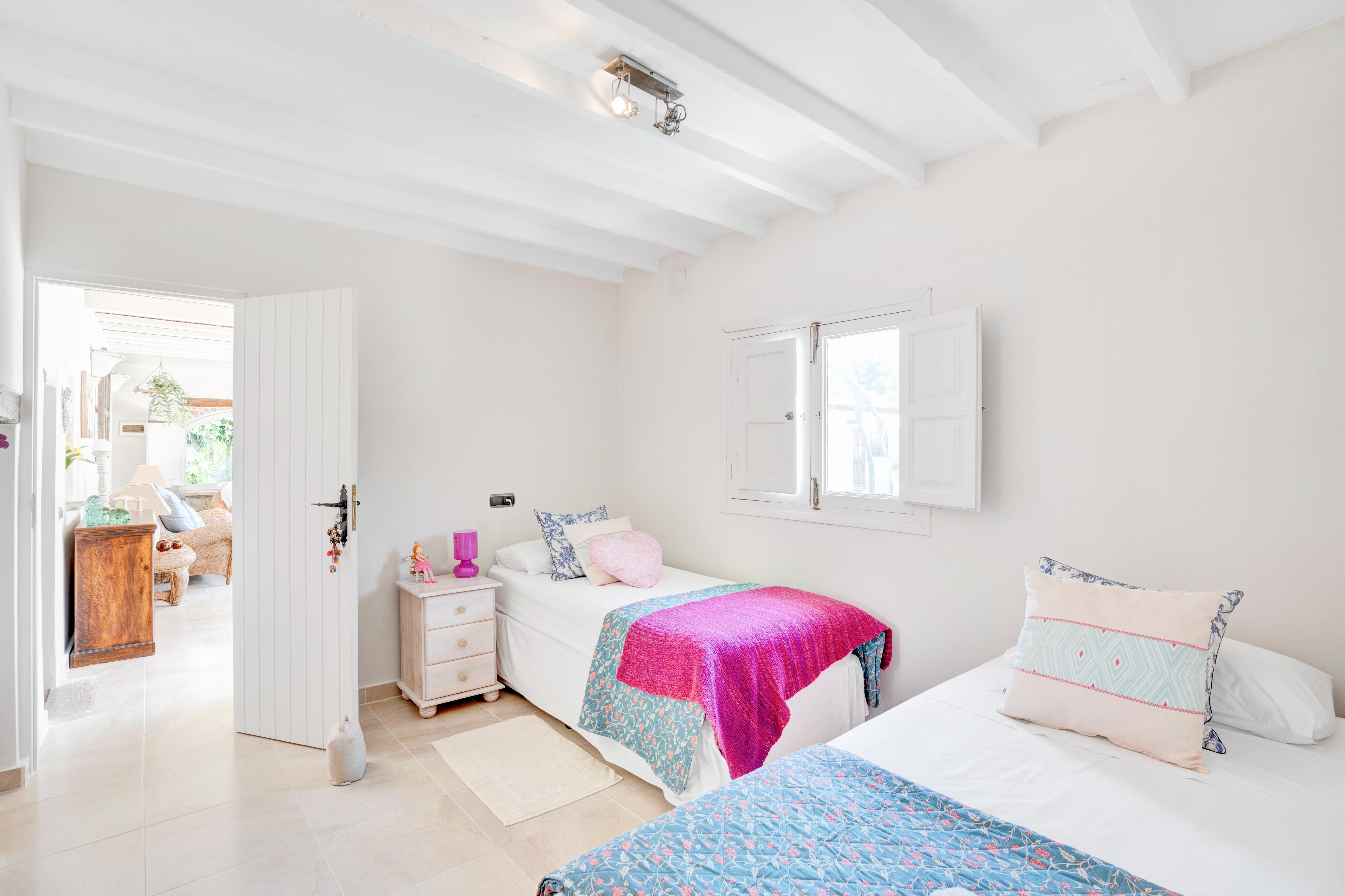 Villa for Sale in Jalon