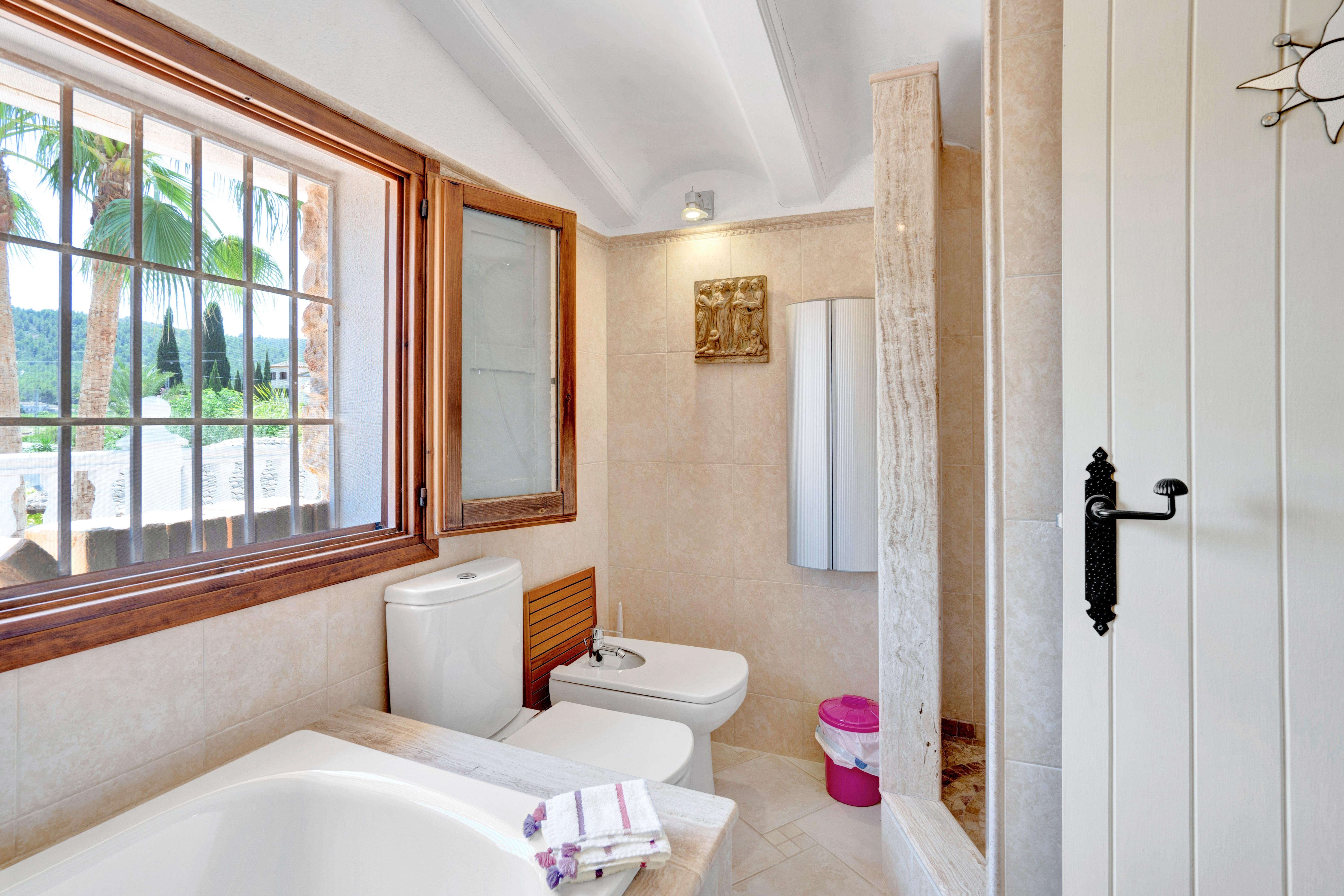 Villa for Sale in Jalon