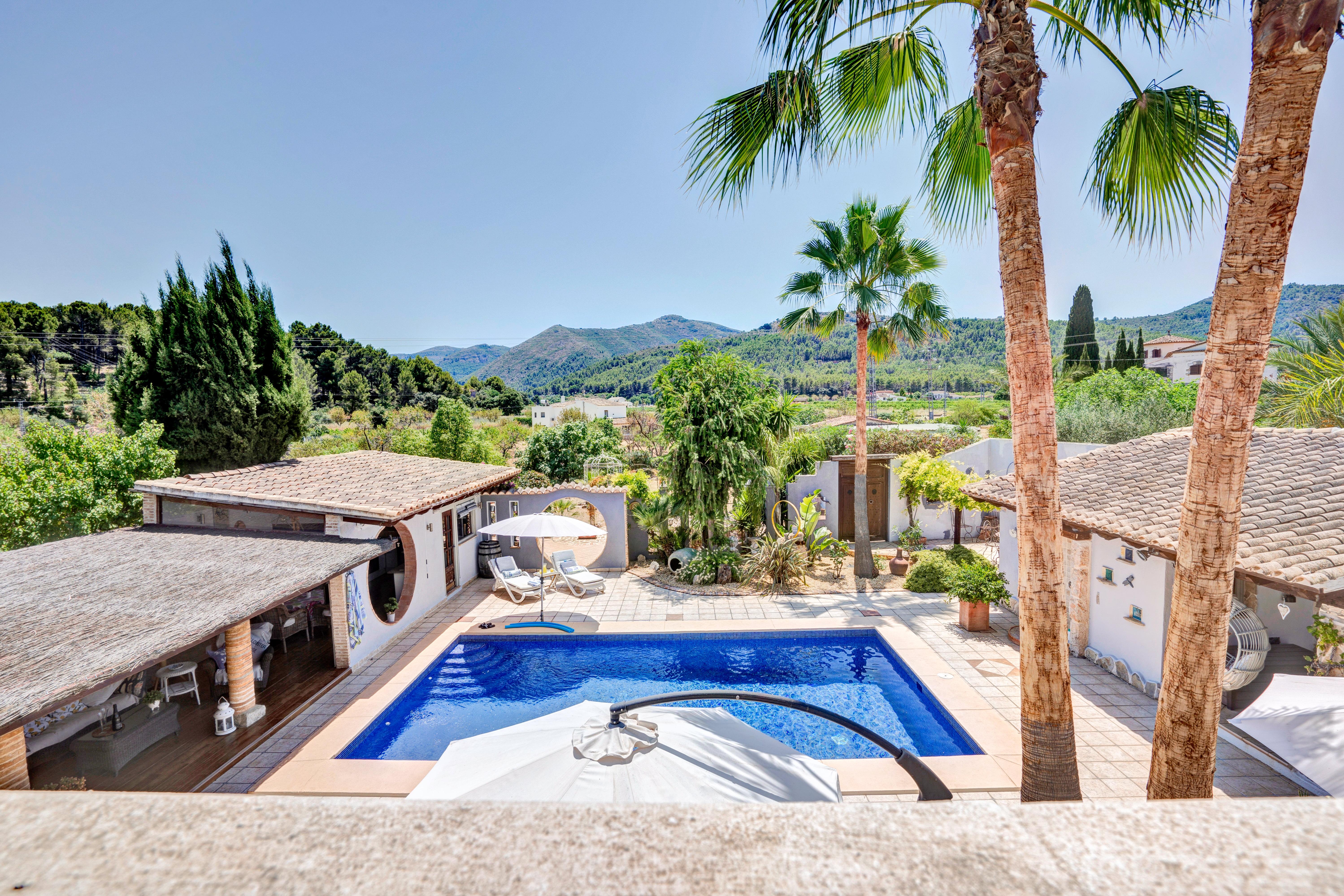 Villa for Sale in Jalon