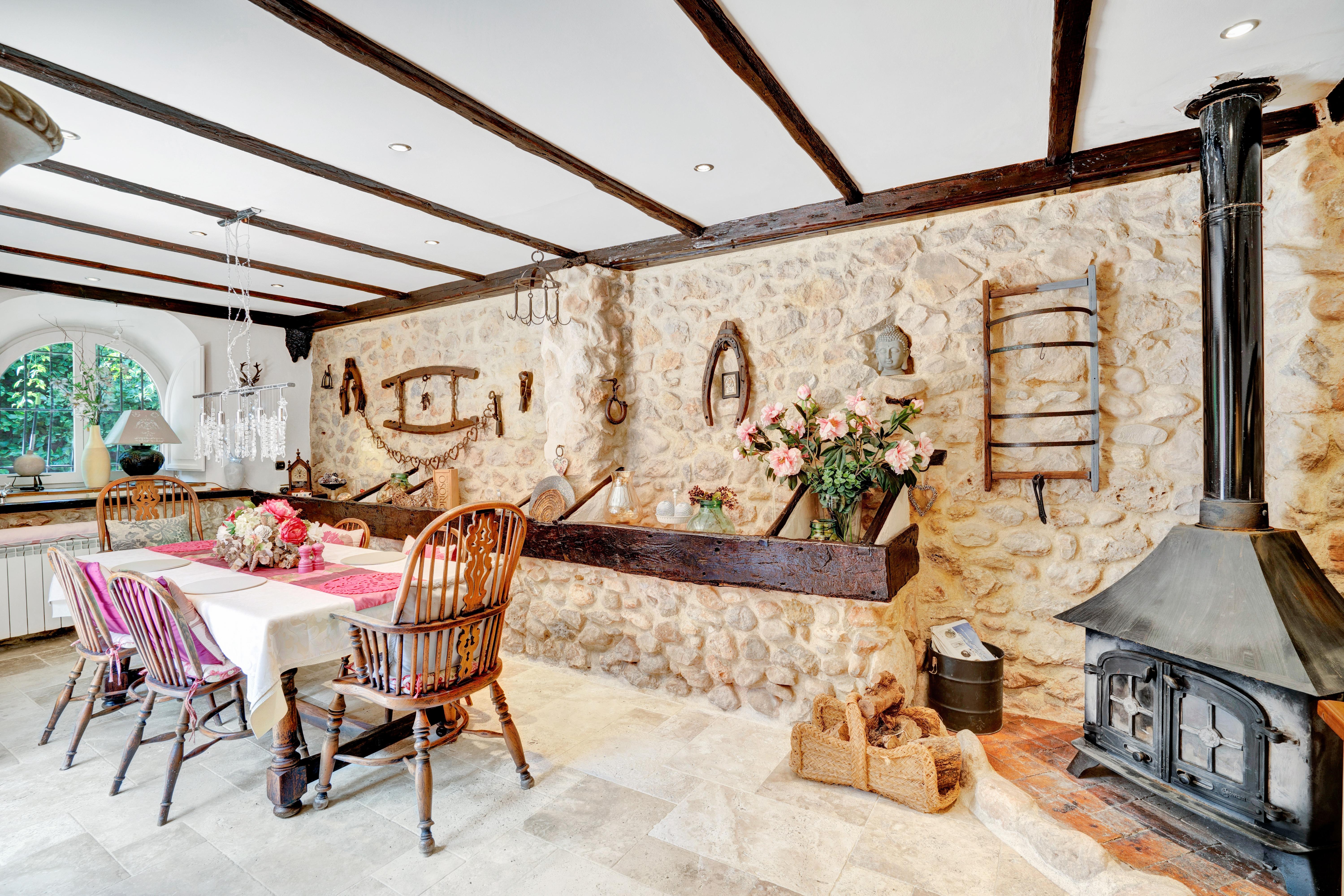 Villa for Sale in Jalon