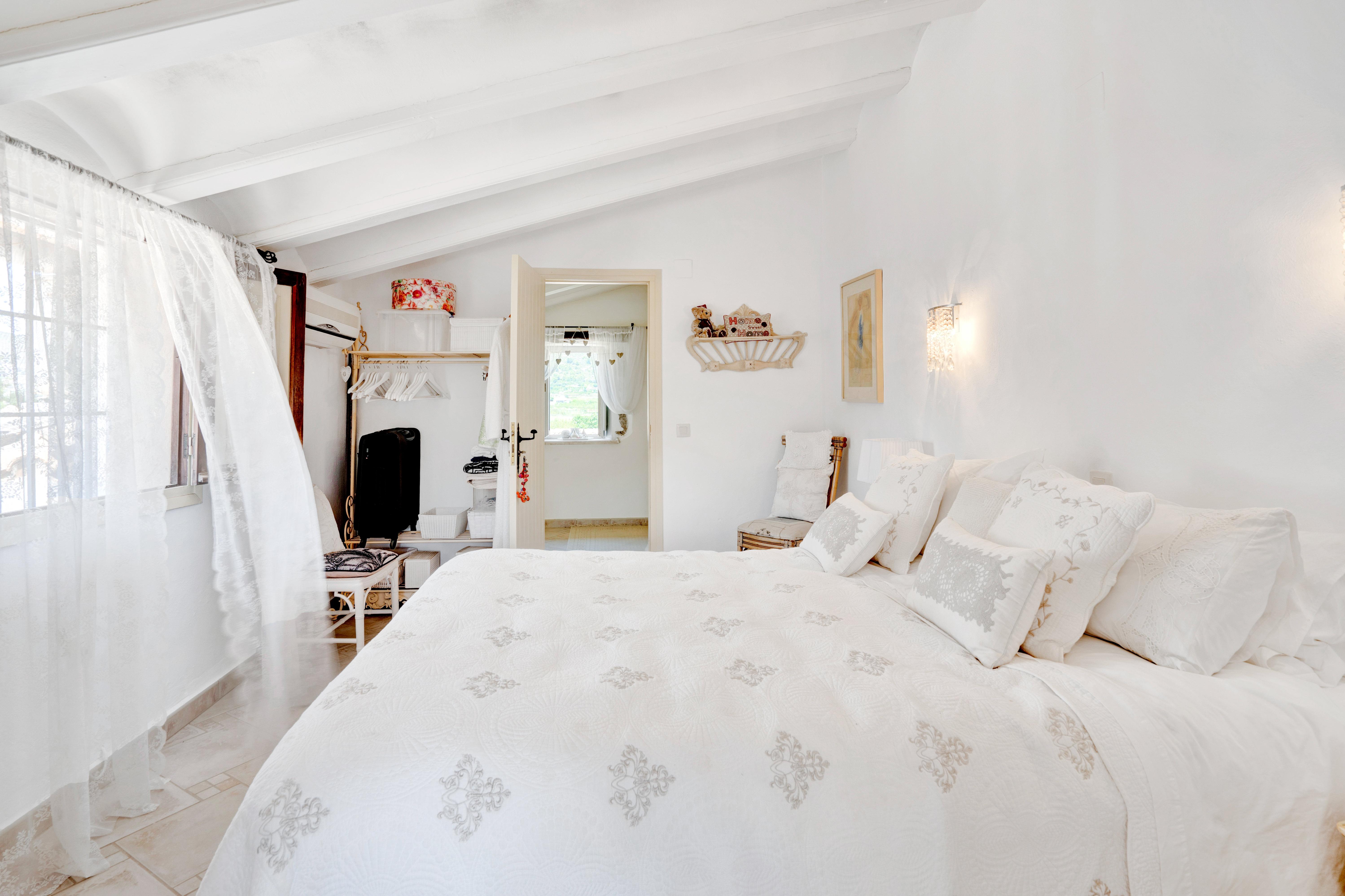 Villa for Sale in Jalon