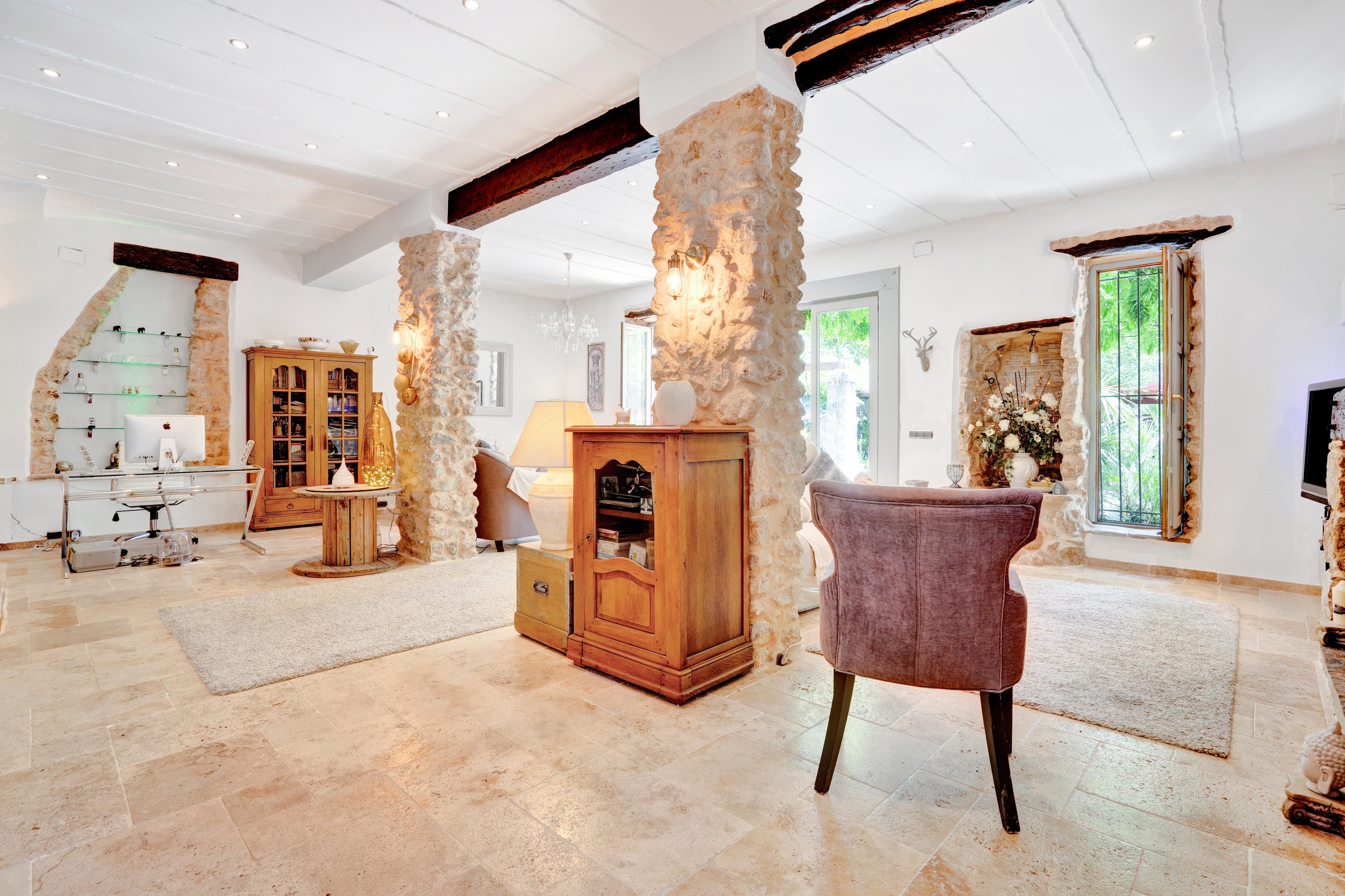 Villa for Sale in Jalon