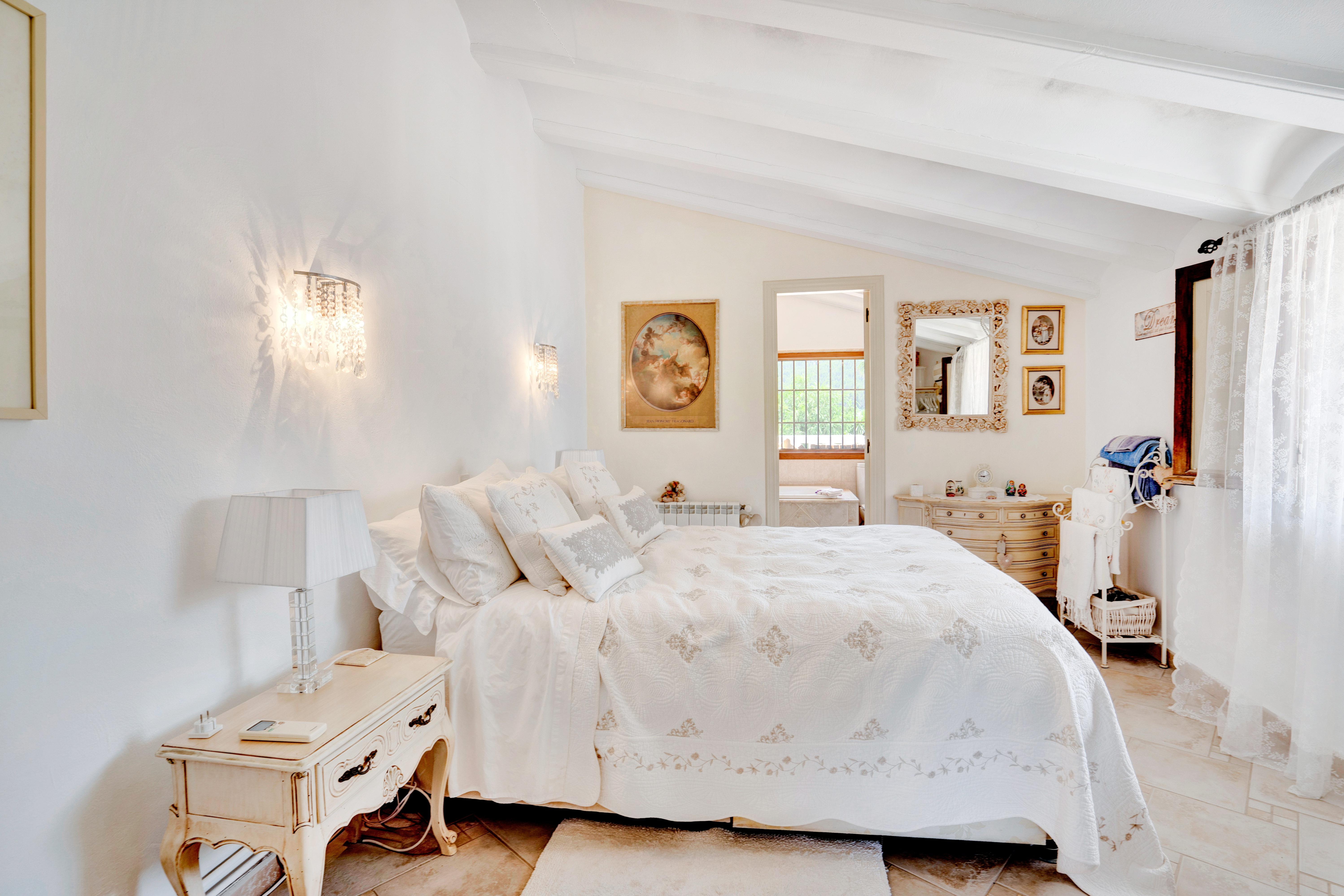 Villa for Sale in Jalon