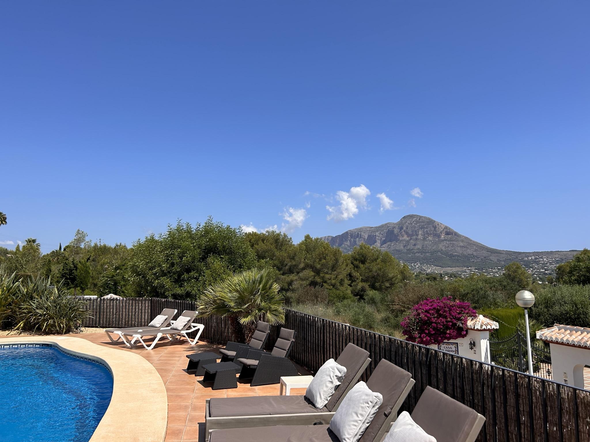 Villa unter Verkauf unter Javea