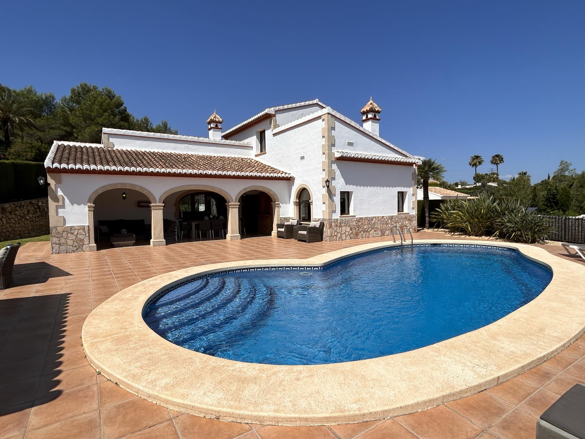Villa unter Verkauf unter Javea