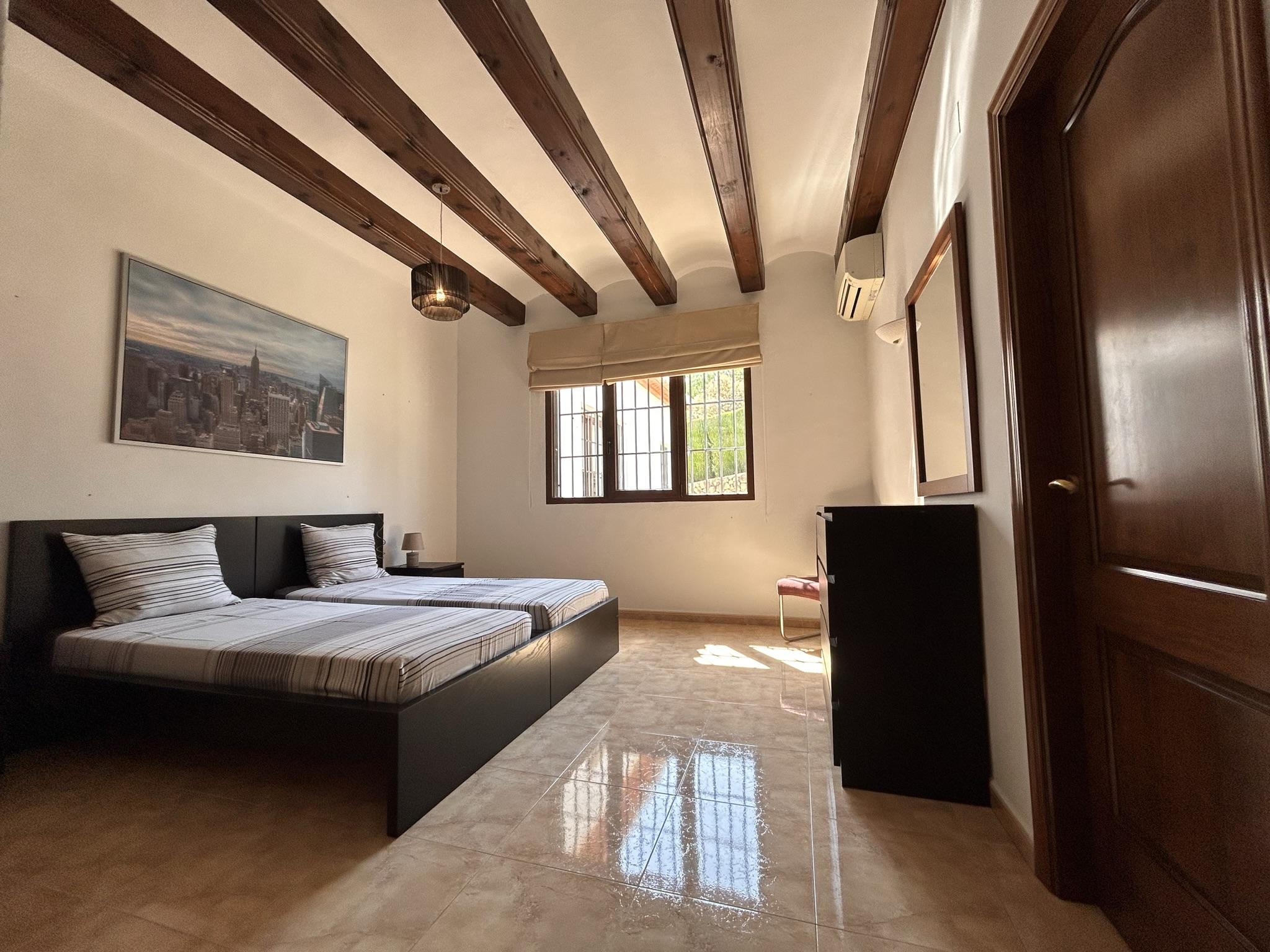Villa unter Verkauf unter Javea
