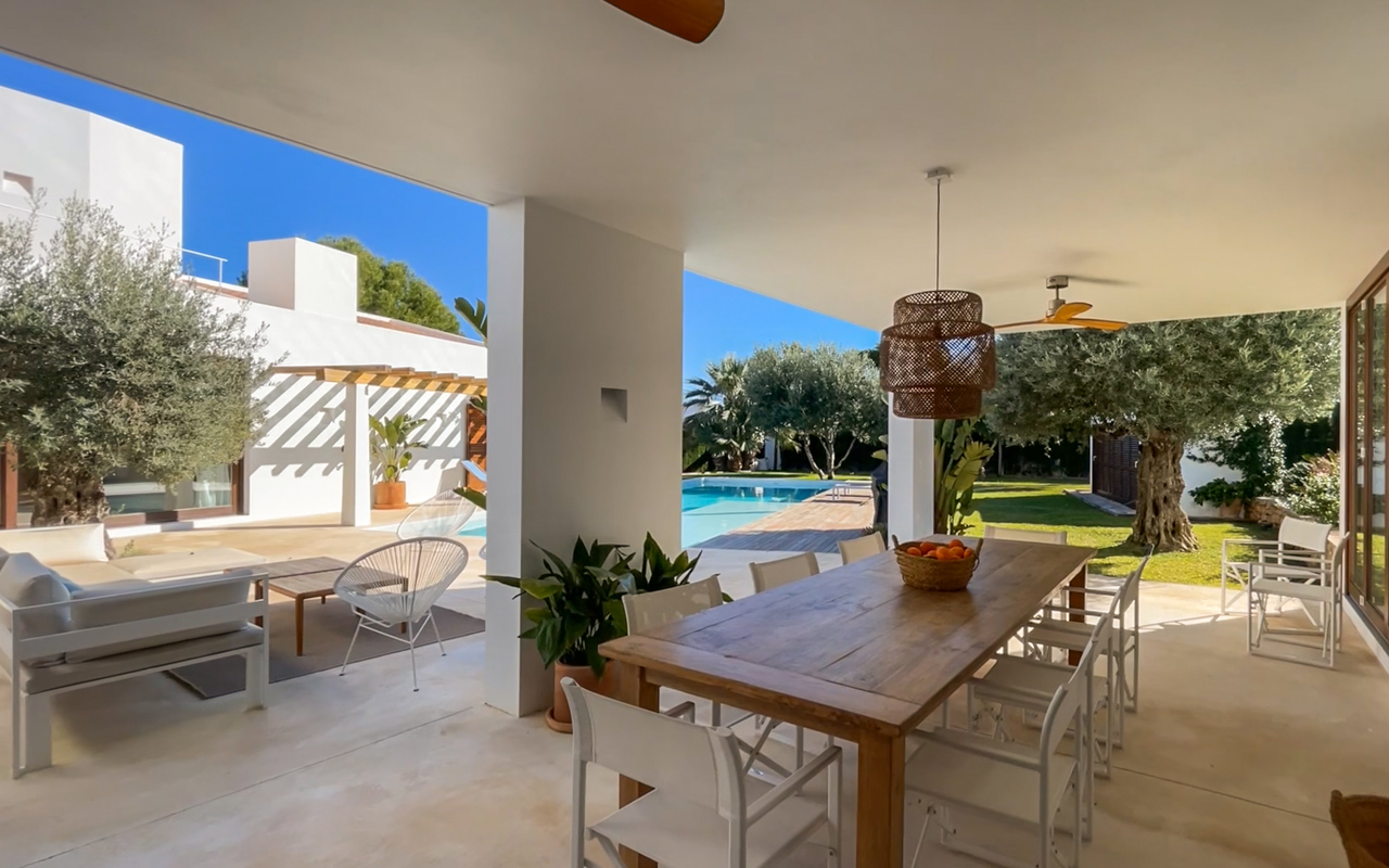 Villa for Sale in Denia