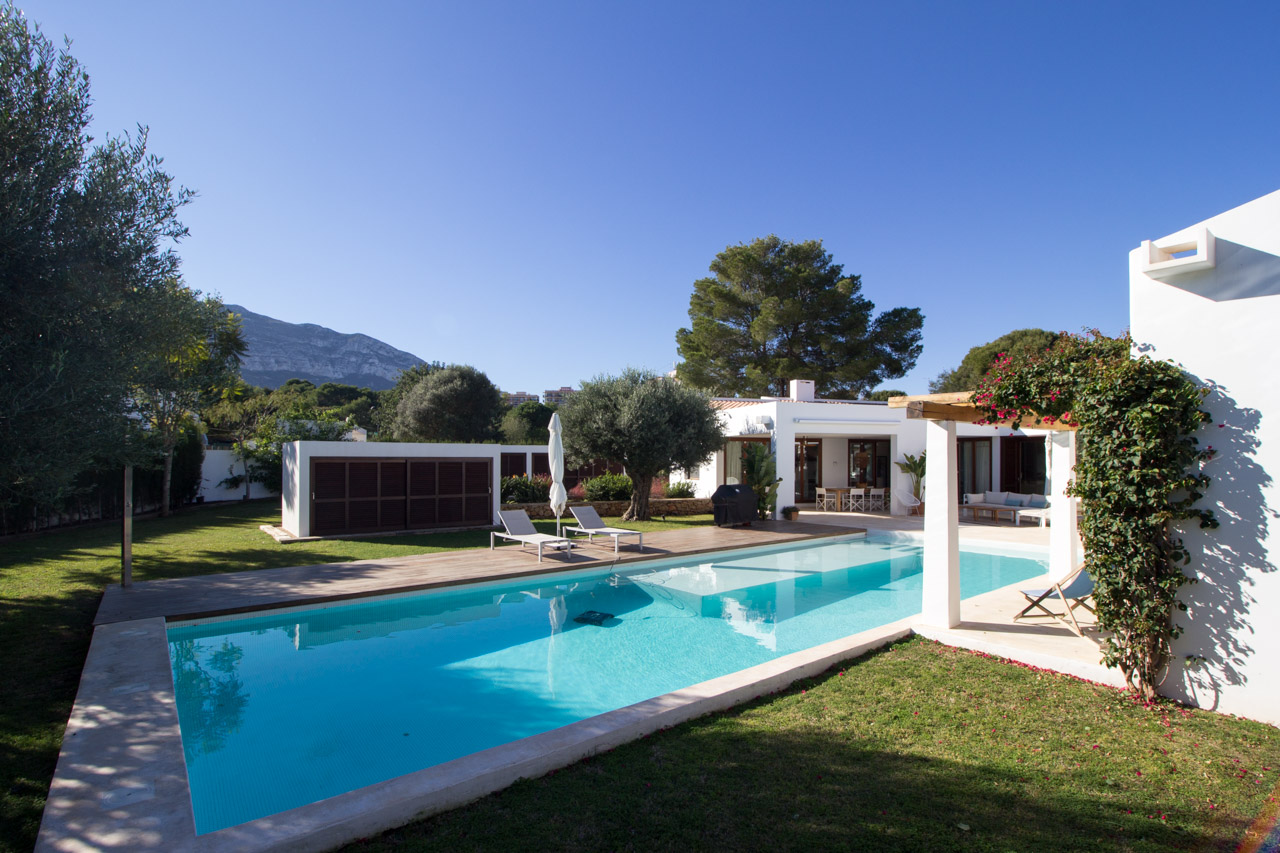 Villa for Sale in Denia