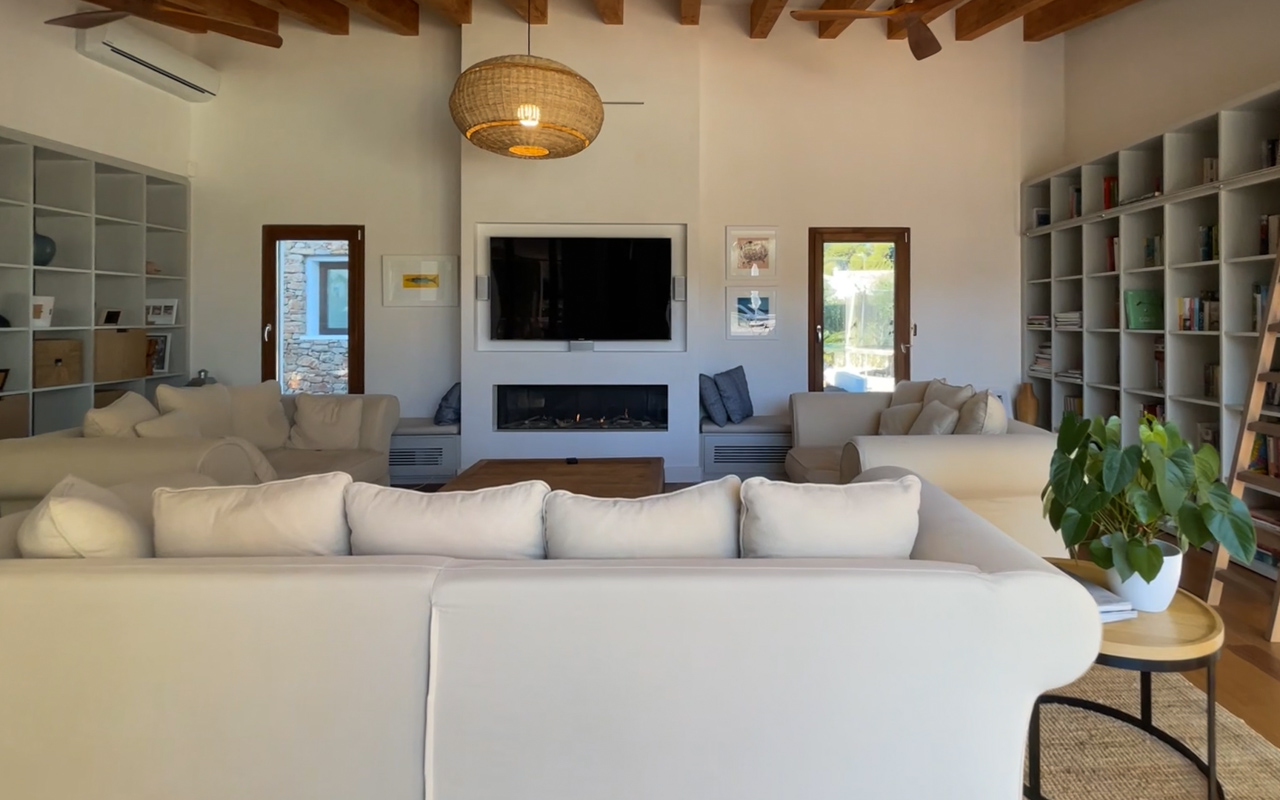 Villa for Sale in Denia