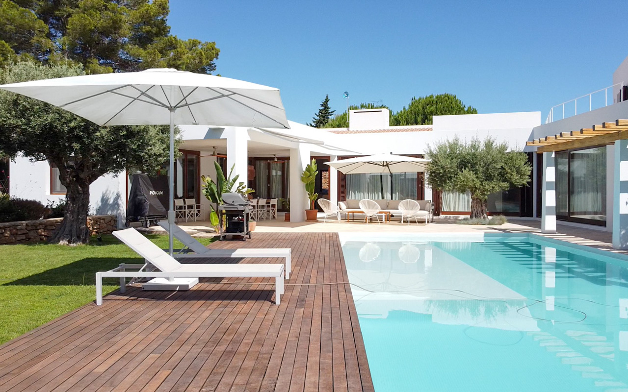 Villa for Sale in Denia