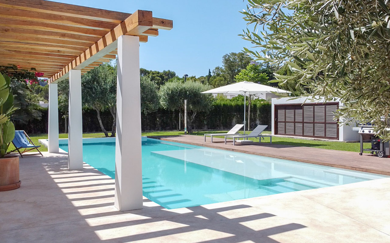 Villa for Sale in Denia