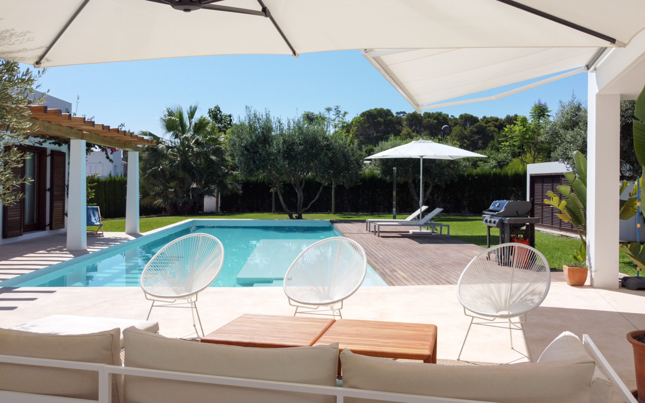 Villa for Sale in Denia