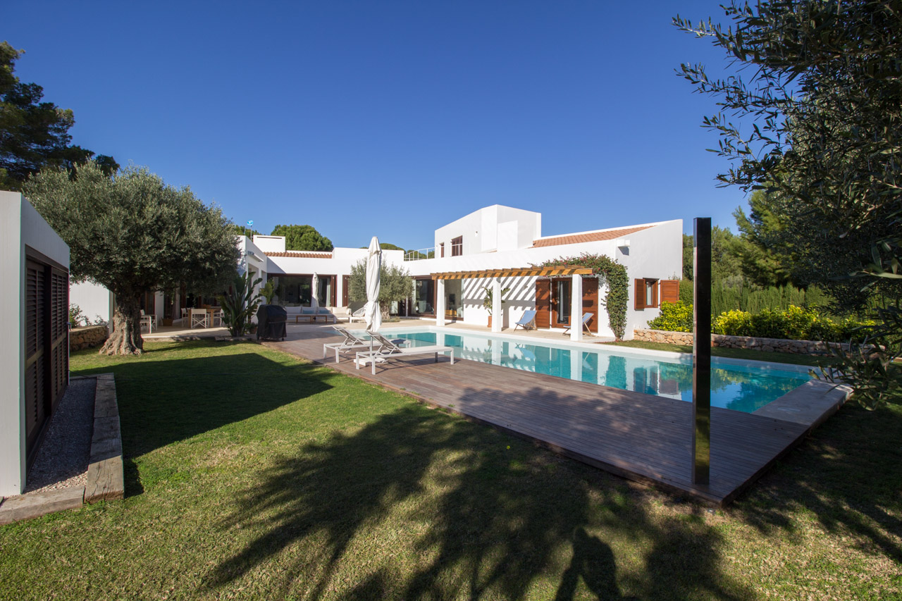 Villa for Sale in Denia
