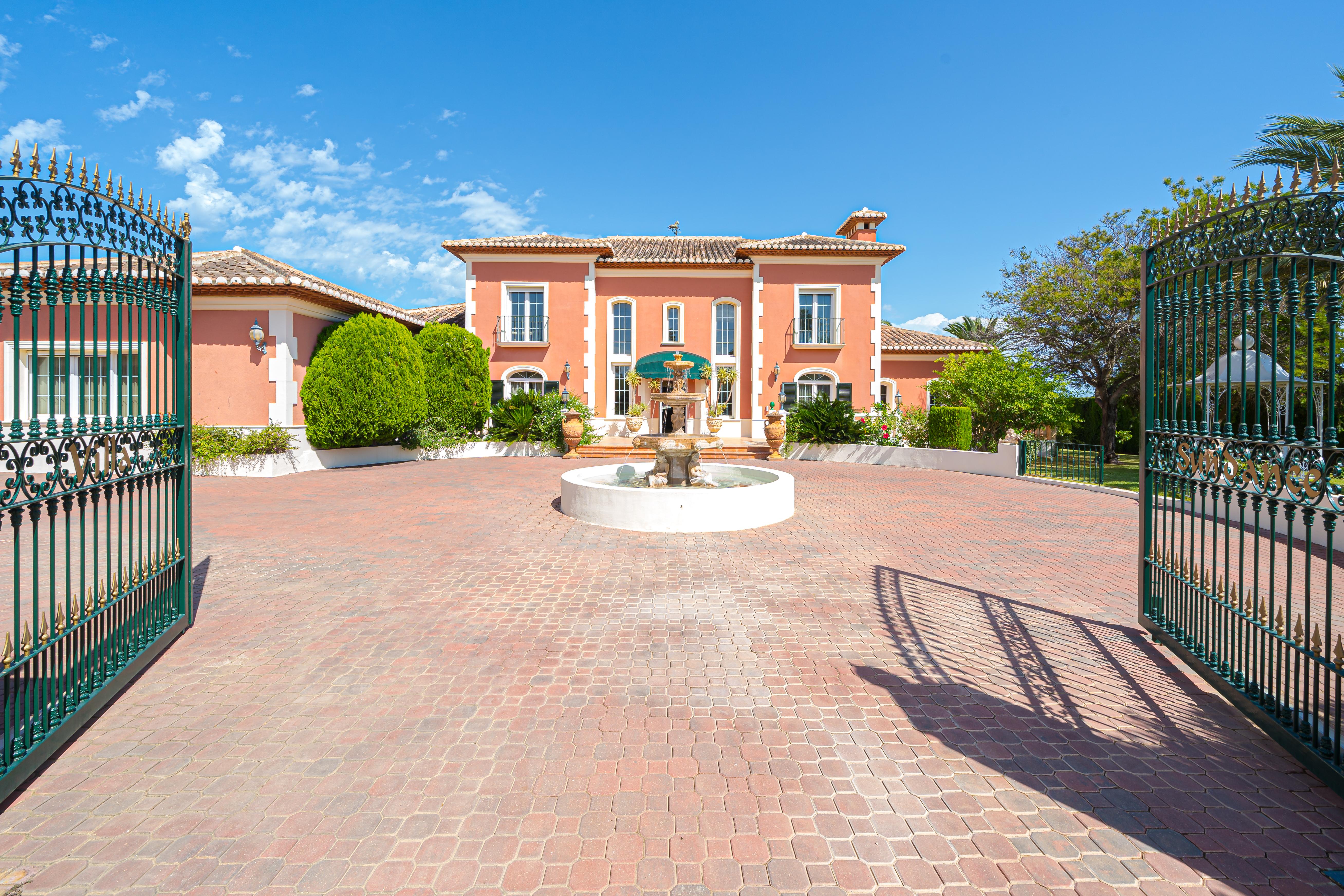 Villa for Sale in Javea