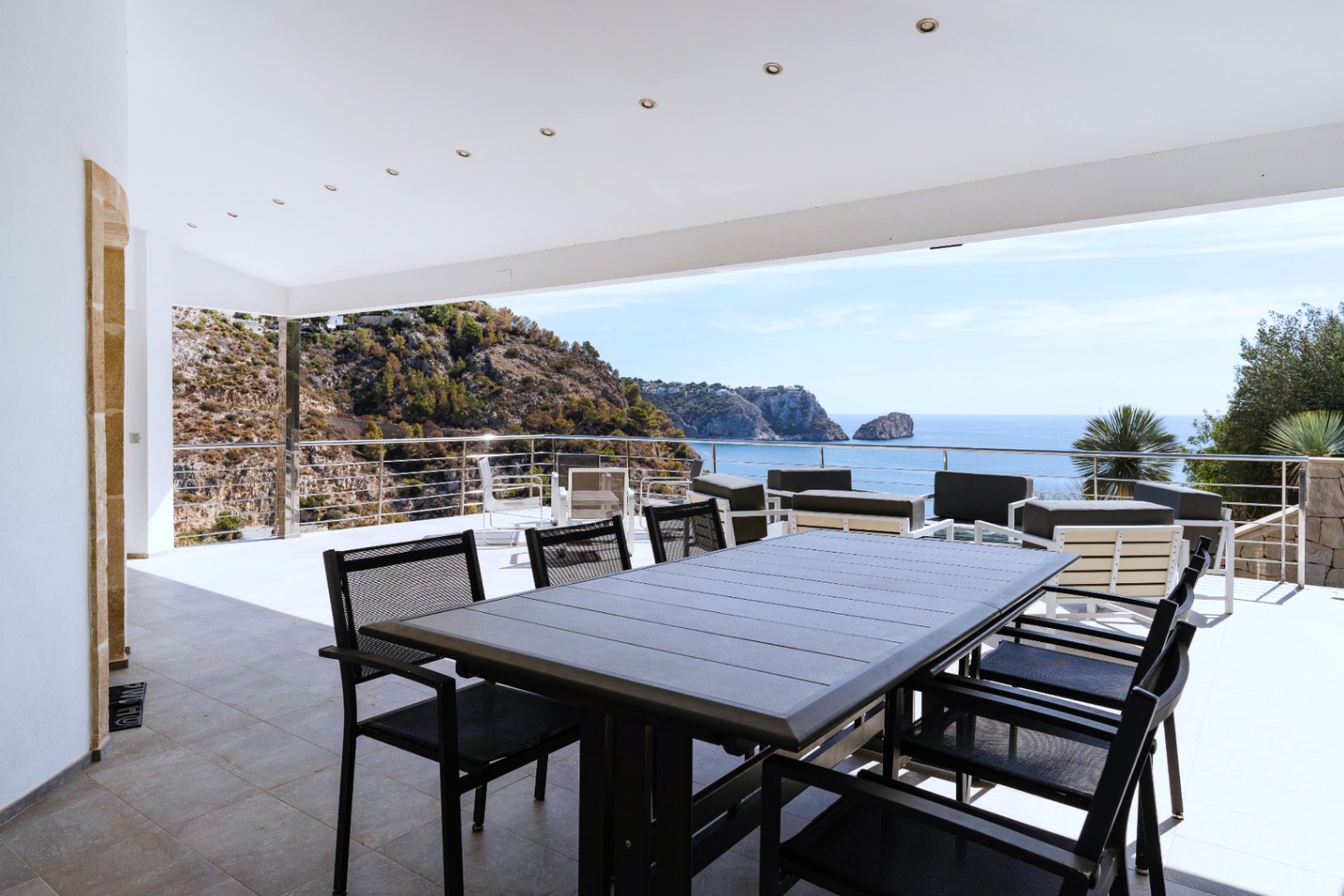 Villa for sale with 5 bedrooms, Javea