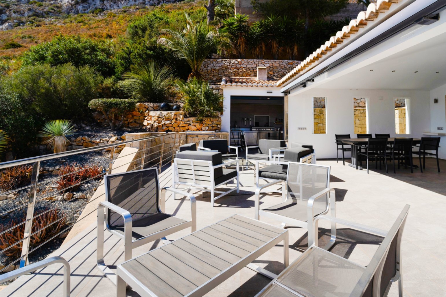 Villa for sale with 5 bedrooms, Javea