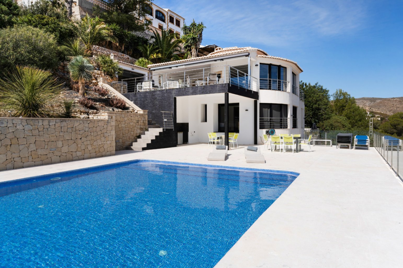 Villa for sale with 5 bedrooms, Javea