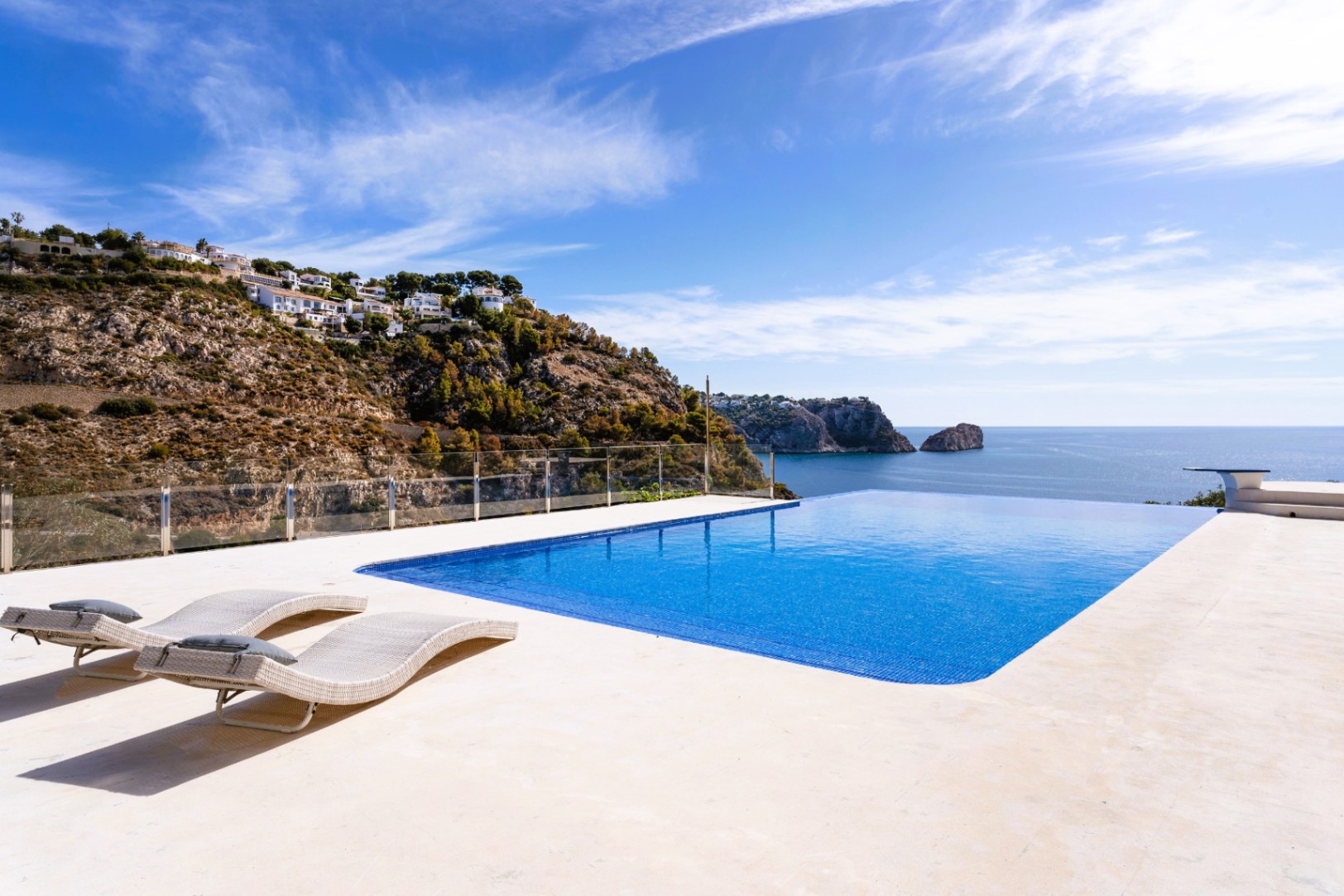 Villa for sale with 5 bedrooms, Javea