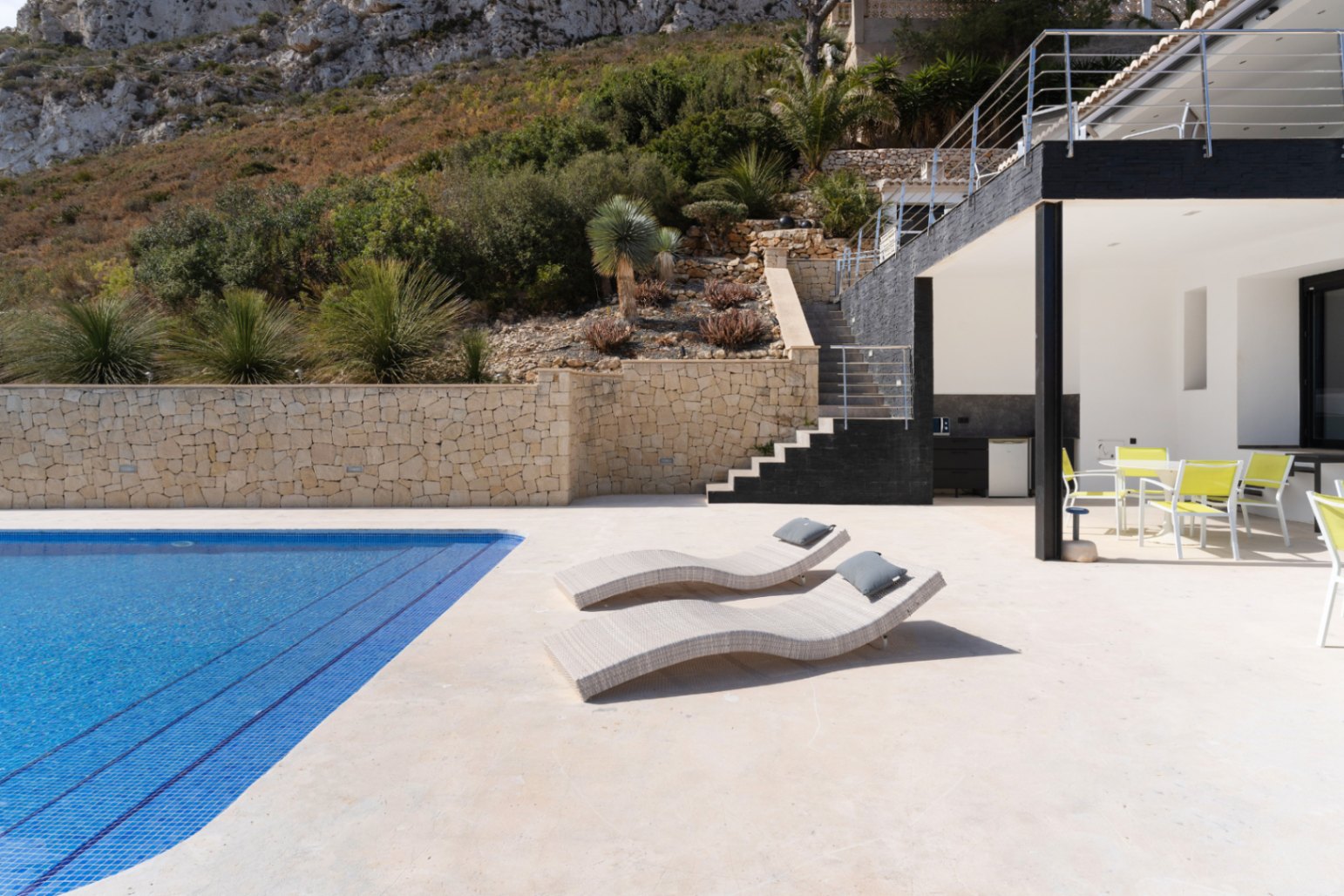 Villa for sale with 5 bedrooms, Javea