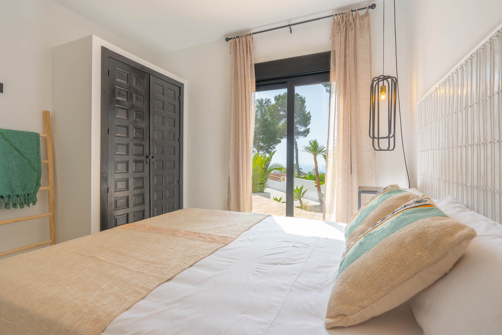 Villa for sale with 5 bedrooms, Javea