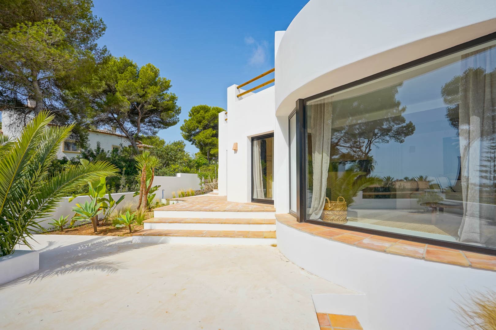 Villa for sale with 5 bedrooms, Javea