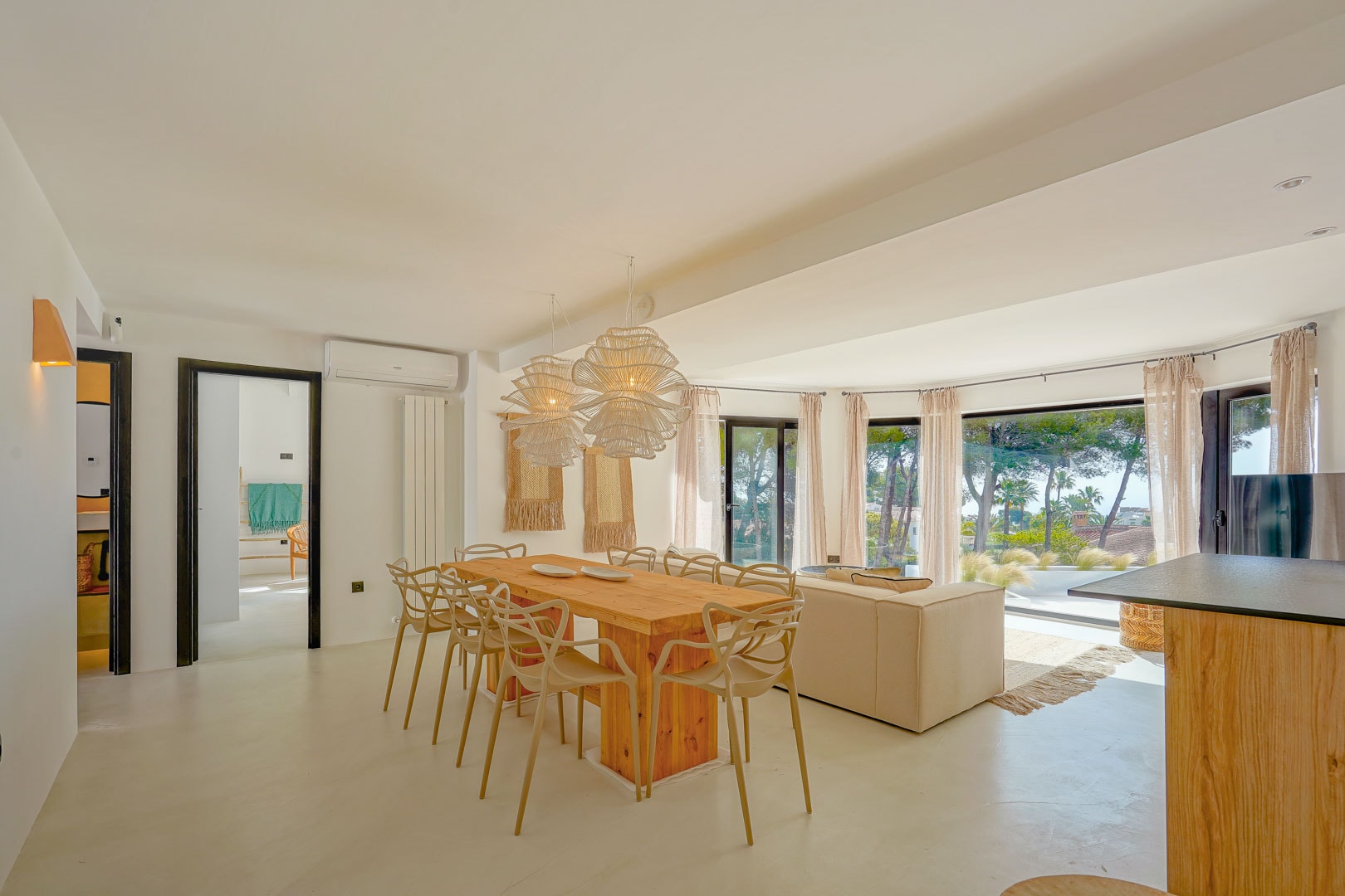 Villa for sale with 5 bedrooms, Javea